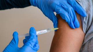 В Минздраве рассказали, сколько человек в Украине умерло после прививки от коронавируса