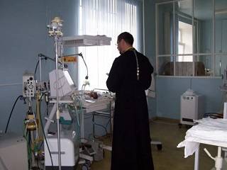 Патриарх Кирилл рассказал о важности крещения человека, который находится при смерти