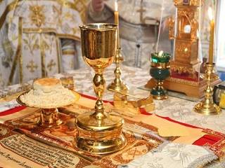 В УПЦ рассказали о смысле посещения воскресной литургии