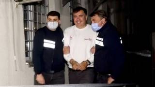 Саакашвили вывезли из тюрьмы в неизвестном направлении
