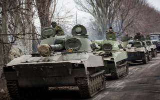 Россия стягивает к украинской границе все больше танков