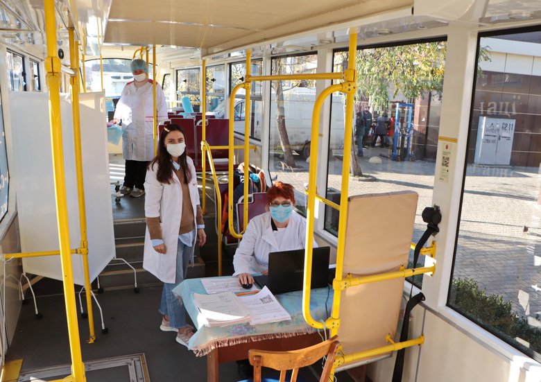 Трамвай для вакцинации в Одессе