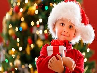 В УПЦ собирают подарки для сирот и нуждающихся детей ко дню святого Николая