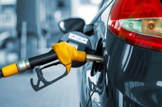 Украинским водителям пообещали, что бензин и дизель подешевеют
