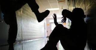 В Запорожье школьницы жестоко избили трех девочек-подростков