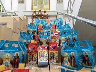 УПЦ передала 1,5 тыс подарков детям с инвалидностью и сиротам ко дню святого Николая