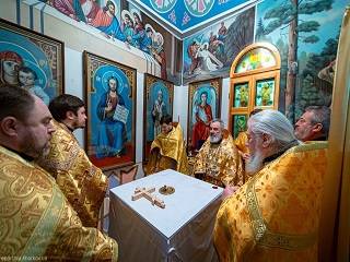 В Харькове освящен новый храм УПЦ в честь святителя Николая