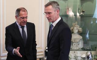 Дерзкий Лавров предложил генсеку НАТО сменить работу