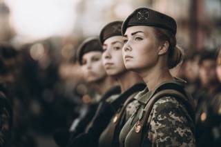 «Новые амазонки»: все, что нужно знать о военном учете для украинских женщин