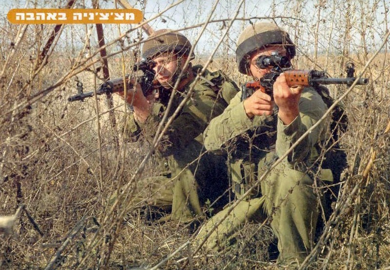 Израильские бойцы с СВД
