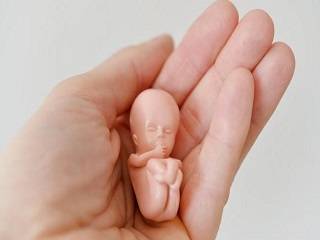 Священник УПЦ и врачи рассказали о последствиях аборта
