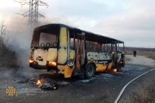 В Днепропетровской области вспыхнул автобус с людьми