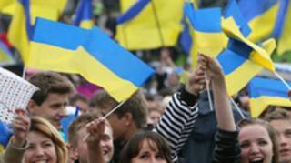 И в деньгах счастье: на количество счастливых украинцев не влияет ни эпидемия, ни война