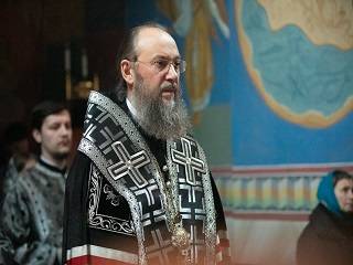 Управделами УПЦ призвал священников сохранять верность Церкви