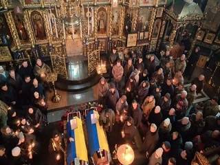В епархиях УПЦ отпели погибших украинских воинов