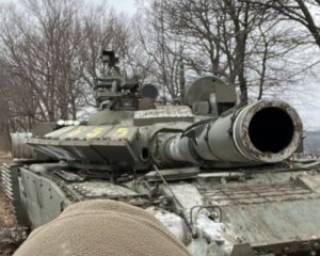 Российские военные уничтожают свою технику ради фотоотчета для командиров, - утверждает СБУ