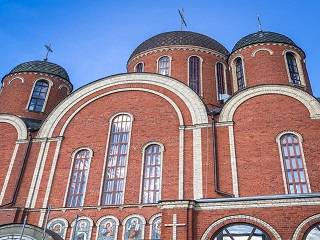 В Борисполе вооруженные люди заблокировали собор УПЦ