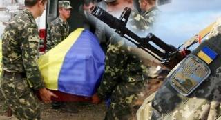 Зеленский озвучил цифру убитых за время войны украинских военных