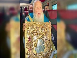 В Одессе архиереи и верующие УПЦ совершили крестный ход с чудотворной иконой Богородицы