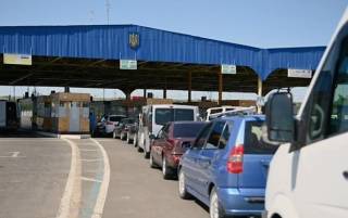 Стало известно, сколько автомобилей украинцы ввезли в страну при «нулевой растаможке»