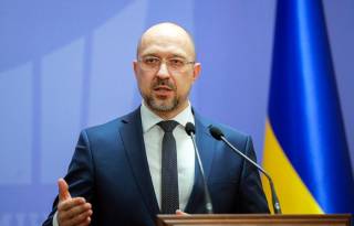 Шмыгаль назвал четыре вещи, необходимые Украине для победы