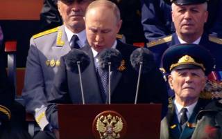 Путин на параде озвучил новую причину вторжения в Украину. Но войну так и не объявил