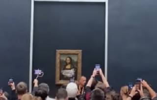 На «Мона Лизу» совершено «нападение»