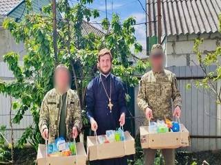 В УПЦ помогают беженцам, украинским воинами, больным и нуждающимся