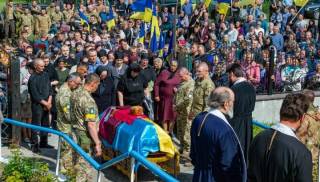 В епархиях УПЦ отпели воинов-защитников Украины