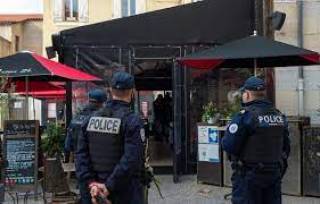 Французский миллионер совершил самоубийство перед отелем в Париже