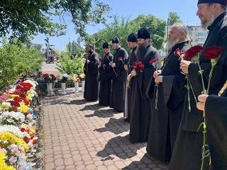 Митрополит УПЦ выразил соболезнования погибшим от ракетного удара в Кременчуге