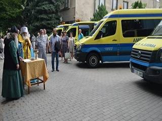 УПЦ в июне передала 12 автомобилей для ВСУ и медиков
