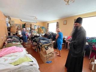 УПЦ в епархиях помогает воинам ВСУ, медикам, беженцам и нуждающимся