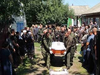 На Волыни и Буковине священники УПЦ отпели украинских воинов