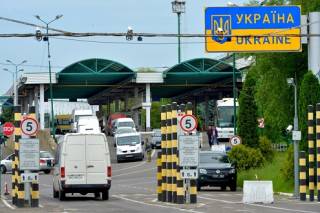 Украинцы продолжают массово возвращаться домой из Польши