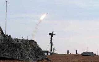 Россия нанесла ракетный удар по воинской части под Киевом