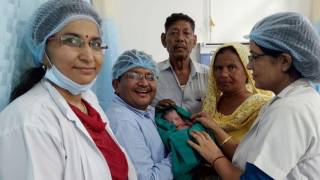В Индии женщина родила первенца в семьдесят лет