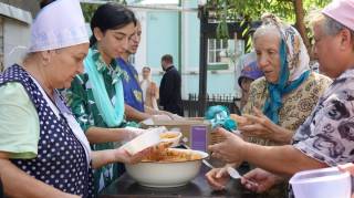В полтавских храмах УПЦ провели благотворительные обеды