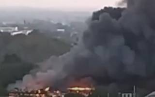 Появилось видео эпичного пожара на нефтебазе в Крыму