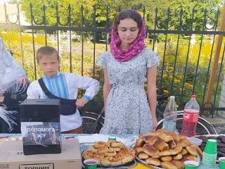 На Виннитчине верующие УПЦ провели благотворительную ярмарку в поддержку ВСУ