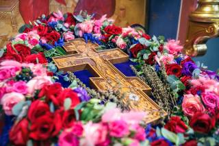 Сегодня у верующих УПЦ двунадесятый праздник - Воздвижение Креста Господнего