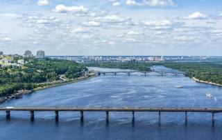 В Киеве повысился уровень воды в Днепре