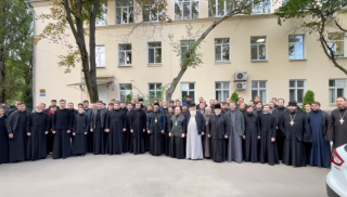 В Одессе священники УПЦ стали донорами крови для ВСУ