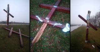 На Житомирщине неизвестные сломали поклонный крест, установленный храмом УПЦ