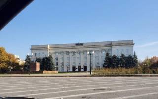 Со здания Херсонской ОВА исчез российский флаг
