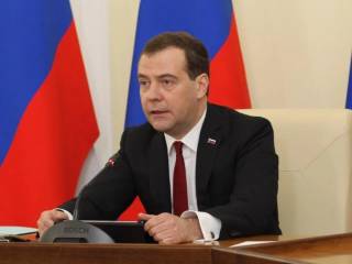 Медведев собрался «остановить верховного властелина ада»