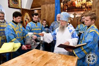 На Волыни освящен Покровский храм вместо захваченного ПЦУ