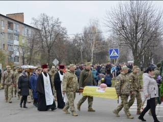 В пяти епархиях священники УПЦ отпели погибших защитников Украины