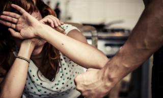 Стало известно о жертвах домашнего насилия в Украине среди женщин