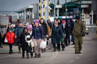 Стало известно, в какие страны украинских беженцев выехало больше всего